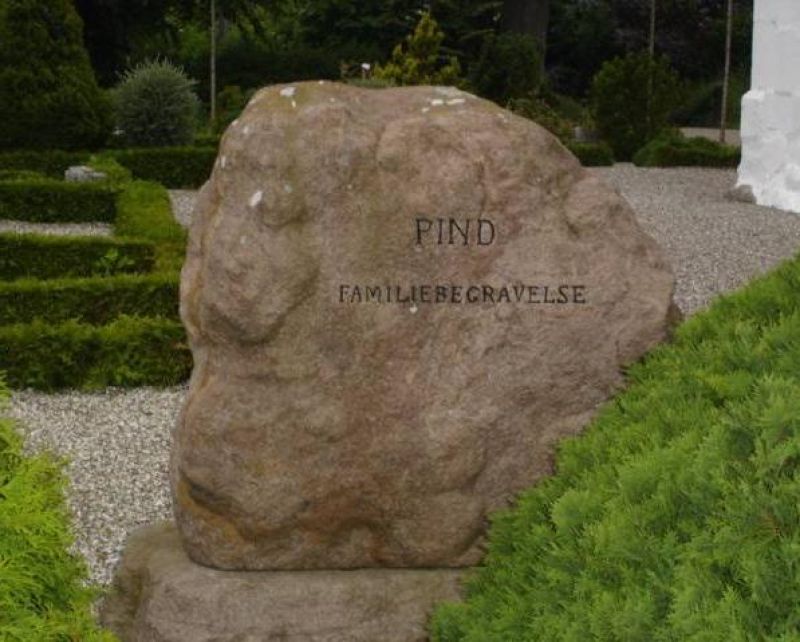 Pind familiebegravelse.jpg